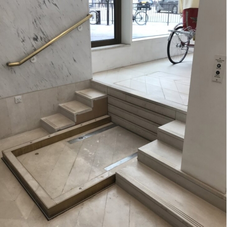 Thames Retracting Stairlift