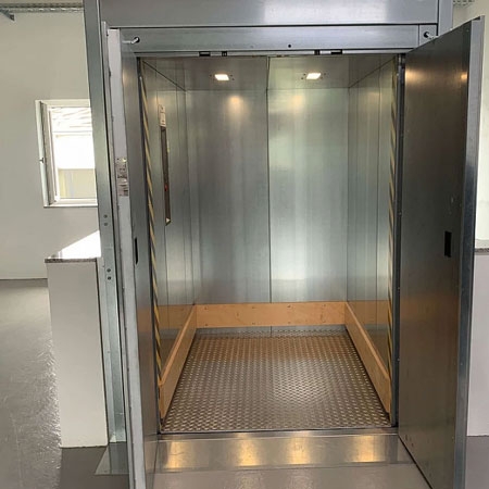 Goods Lifts, load capacities of up to 10,000 kg