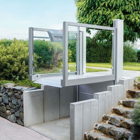 Ascendor vertical lift Unaporte: The Perfect Lift For Your Residential & Commercial Building, Max. lifting height of 3m, Load Capacity 385 kg