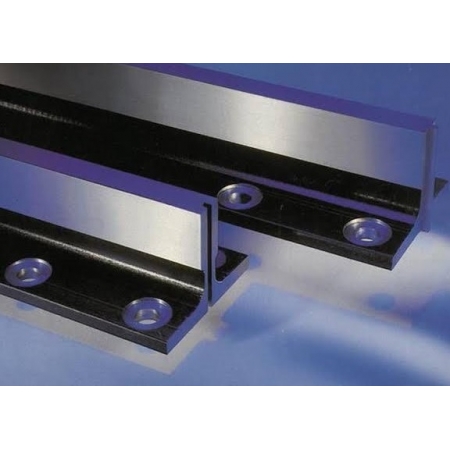 Type  T70/B Machined Guide Rails (Inhouse facility)