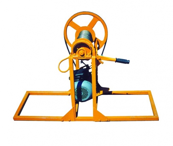 Minaret Crane, Load Capacity 100 Kg