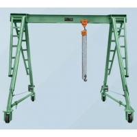 Portable Gantry Cranes (Adjustable Height) Capacity up to 5 tons